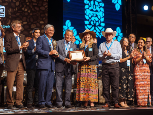 カップオブエクセレンスで第1位を表彰されるエル・インヘルト農園|鹿児島コーヒー addCoffee