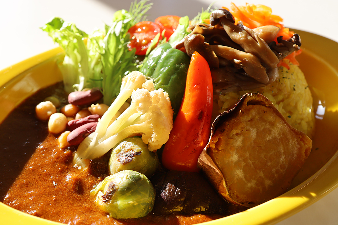 健康野菜キーマカレー - 1日に必要な野菜の1/2以上が摂れる|鹿児島中央駅カレー addCoffee